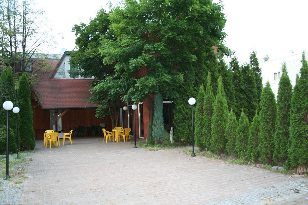 Hotel Tenishouse Marki  Kültér fotó