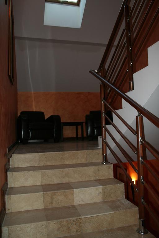 Hotel Tenishouse Marki  Kültér fotó